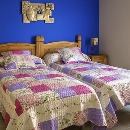 Apartamentos Rurales El Calama Zarza De Granadilla Værelse billede